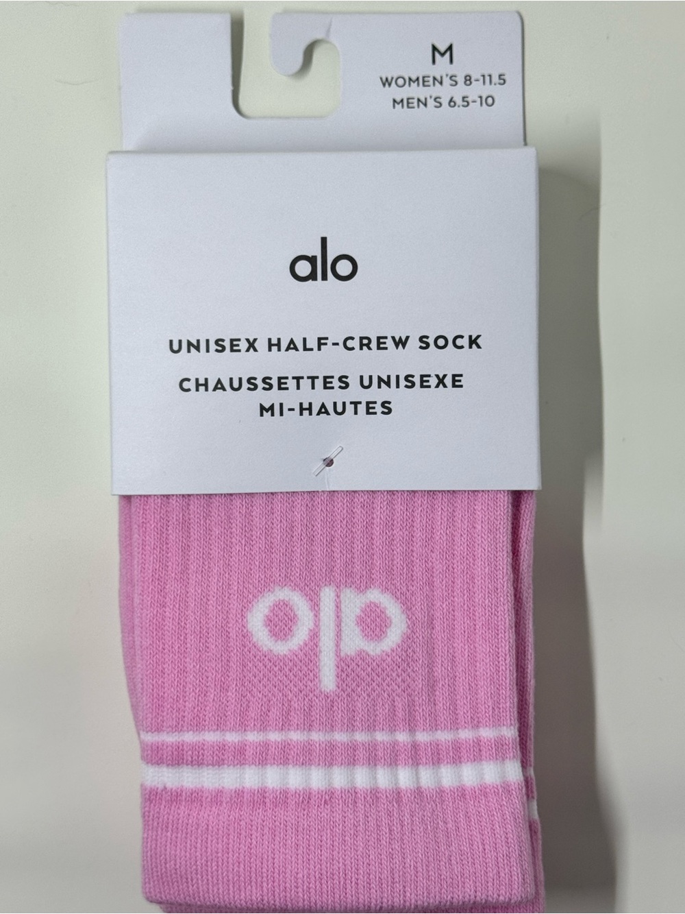 Alo Yoga Unisex Half-Crew Socks Sweet Pink White Size M NWT